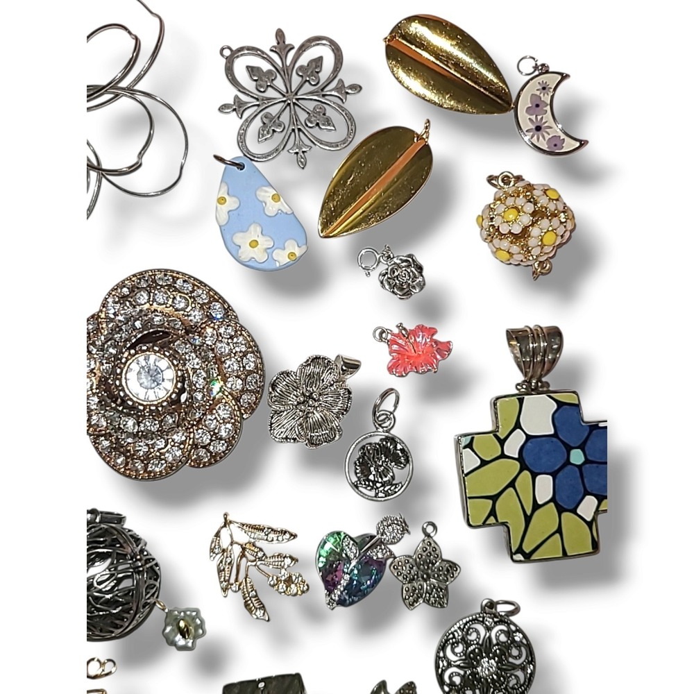 Lot 43 Flower Leaf Tree Charms Pendants Floral Nature Jewelry Craft Supplies - Picture 4 of 6